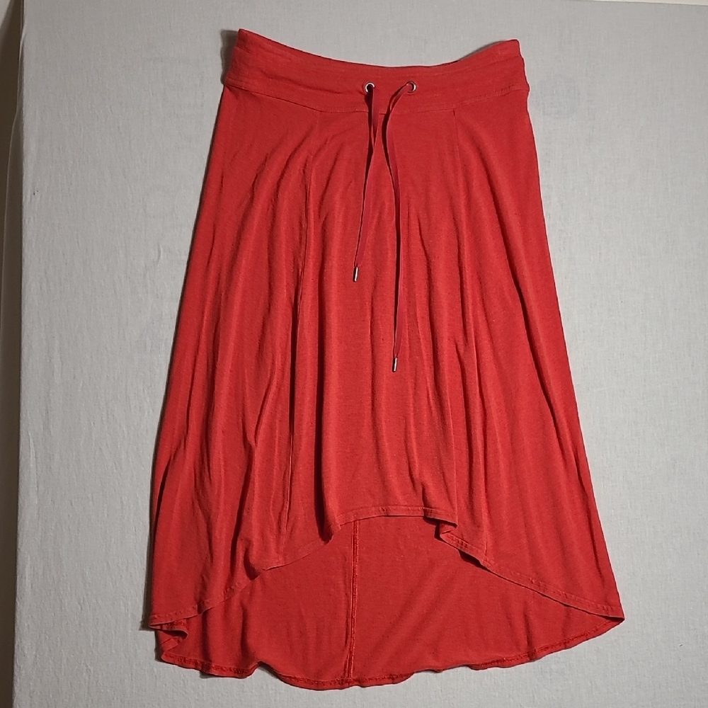 Athleta Vibrant Red High Low Skirt Size Small
